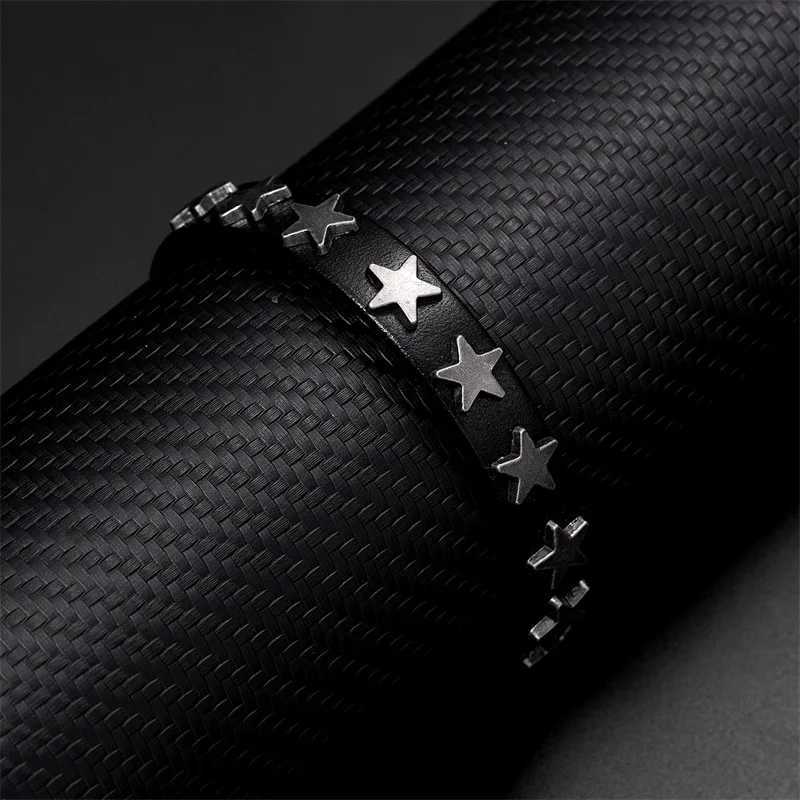 Outras pulseiras clássicas de pulseiras de couro de moda simples homens mulheres punk fivela estrela de couro pulsão de pulseira de pulseira de pulseira de pulseira de joias do presentel240415