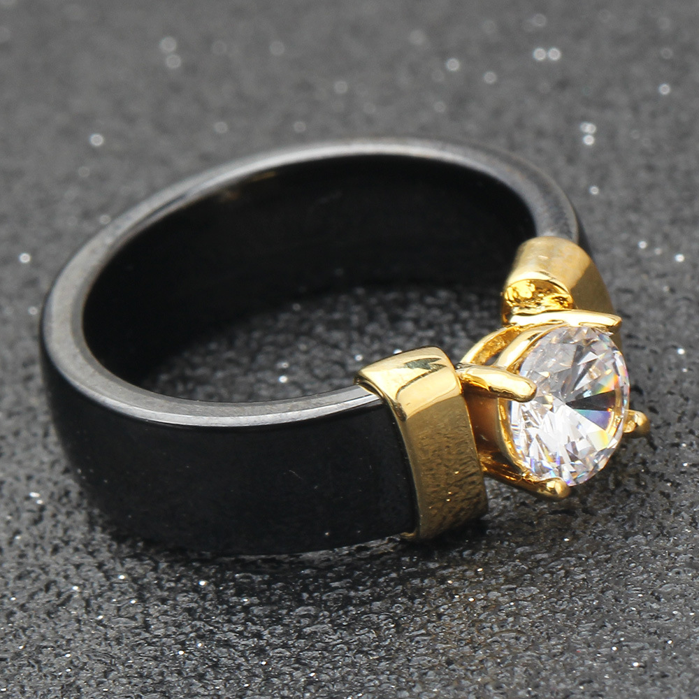 Cerámica de venta caliente de 6 mm europea y estadounidense Cerámica personalizada simple en blanco y negro Cierro anillo de circonio anillo de moda popular al por mayor