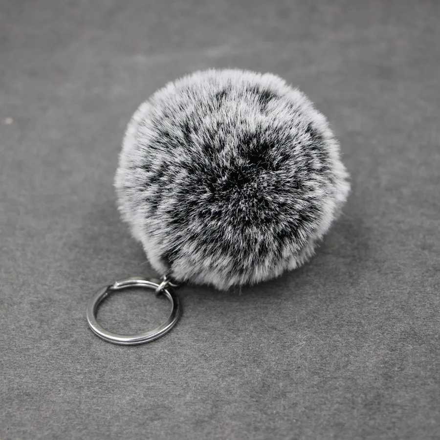 Keychains Lonyards Pom Poms Kelechains Ball Faux Fur Anneaux clés moelleux lapin en faux fourrure Pompoms Keyring pour femmes ACCESSOIRES DE SAG FILLES