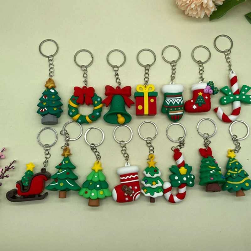 Keychains Lanyards Christmas Cute Cartoon Keychain Pendant Bag Car Mobile Phone Key Chain Women Men Key Buckle Accessories