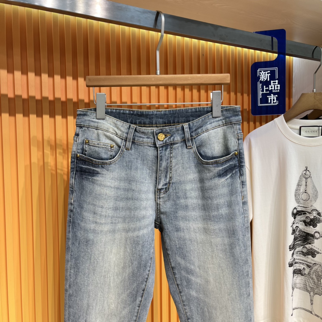 2024 Bordado de otoño de primavera Impresión Impresión Jeans de hombres Ripped Luz de Luz de Luz Longada Pantalones de lápiz WCNZ107