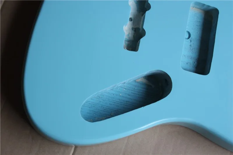 Cables Factory Wholesale Sky Blue Color 4/5 Strings Electric Bass Guitar Body Offer Customized