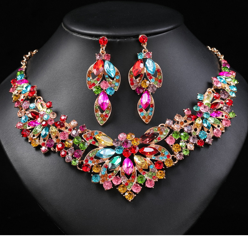 Luxurious And Exquisitely Designed Earrings Necklace Pendant Necklace Wedding Party Wear Jewelry Sets Accessories Women Girl Wholesale Factory #060
