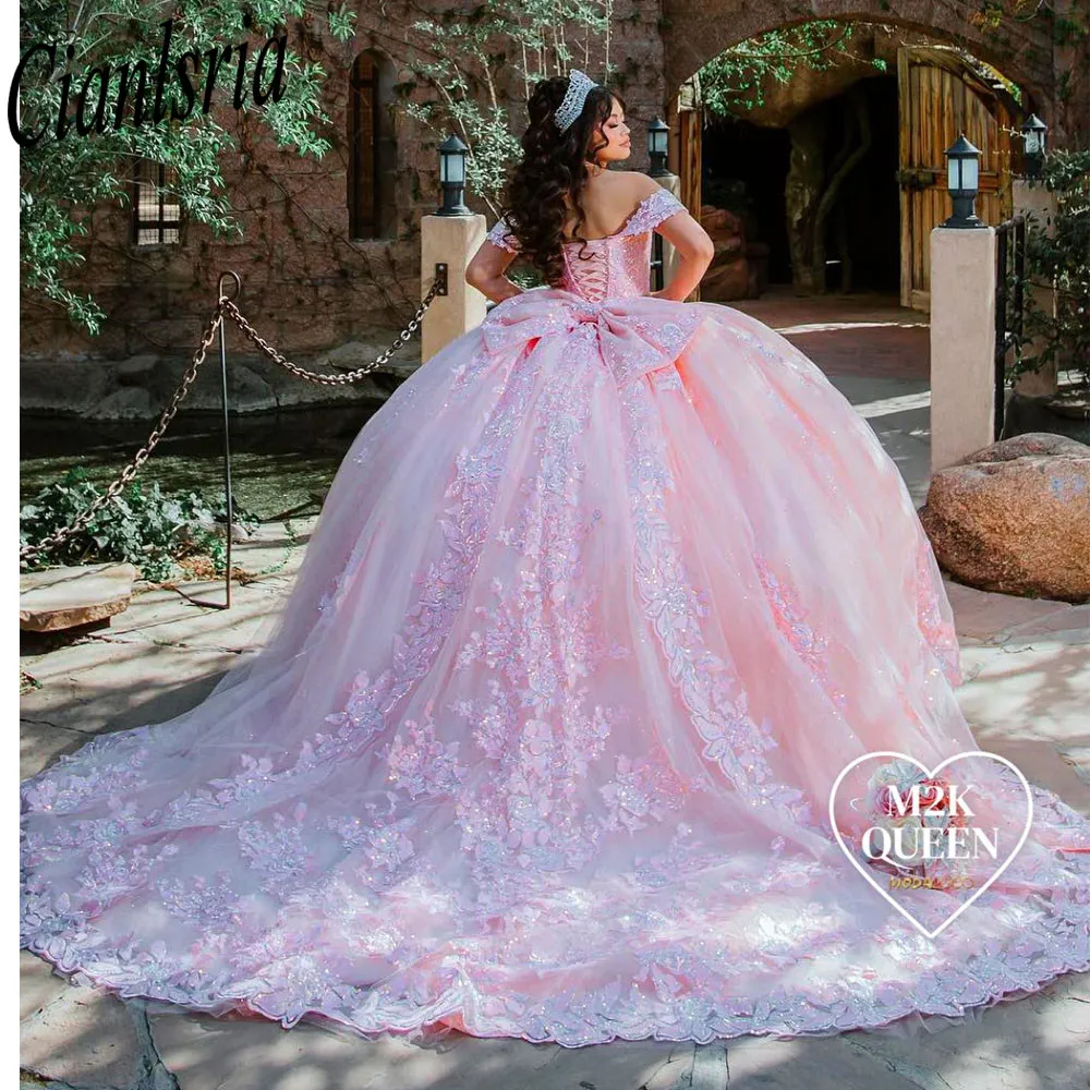 2024 Abiti di quinceanera rosa messicano lucido con applique floreali 3D Vestidos XV anos Sweet 16 Evening Robe de Soiree