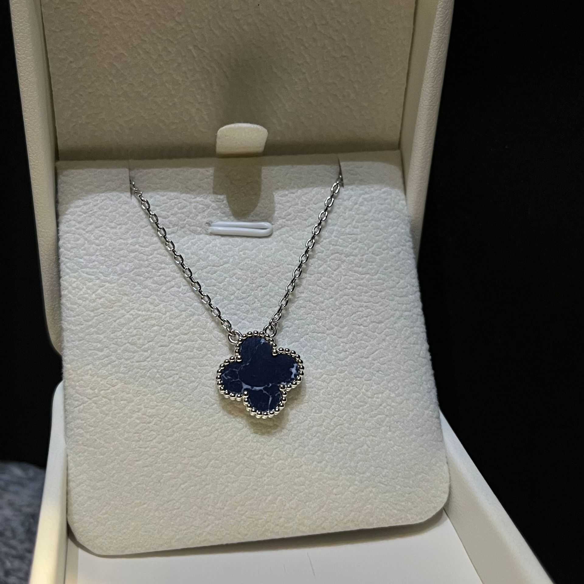 디자이너 van New Blue Pi de Shi Four Leaf Grass Necklace 팔찌 열 꽃