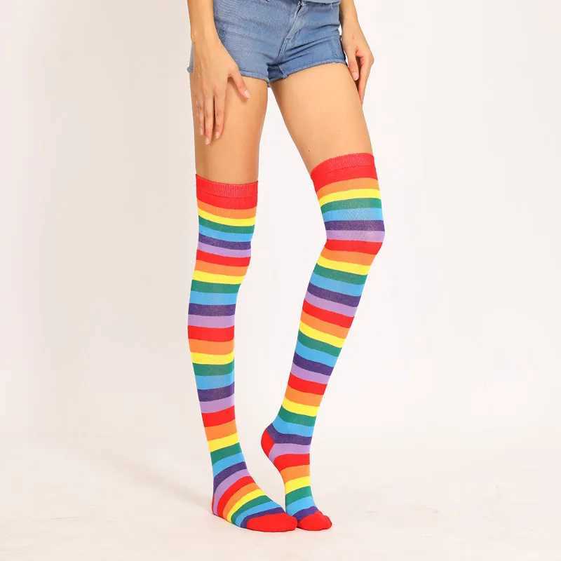 Meias Sexy Sale Hot Sale Gift Stoque Harajuku Colorido Rainbow Listrado Sexy sobre Lo Lolita Tights Knee Alta Meias quentes para Girl Kawaii 240416