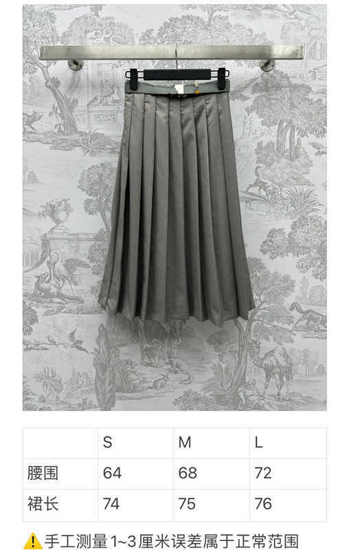 مصمم الفساتين غير الرسمية الأساسية الربيع والصيف الجديد Nanyou Pra Style British Style Simple Pertoile Cerist ، حزام نحيف ، طي منتصف الطول ، تنورة I3x9