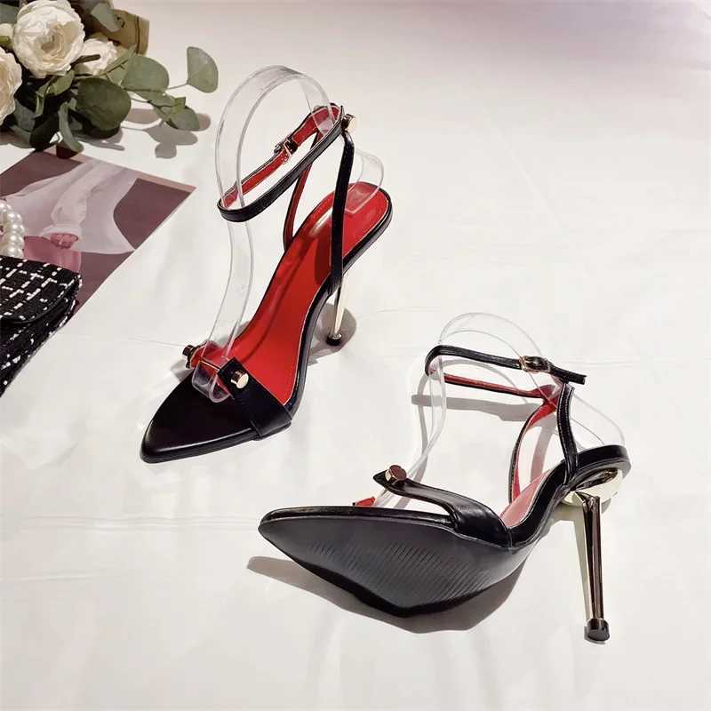 Sandalen neu gestaltete Metall dekorative schmale Schnallen Sandalen für Frauen 2024 Luxus Hochzeitsballschuhe J240416