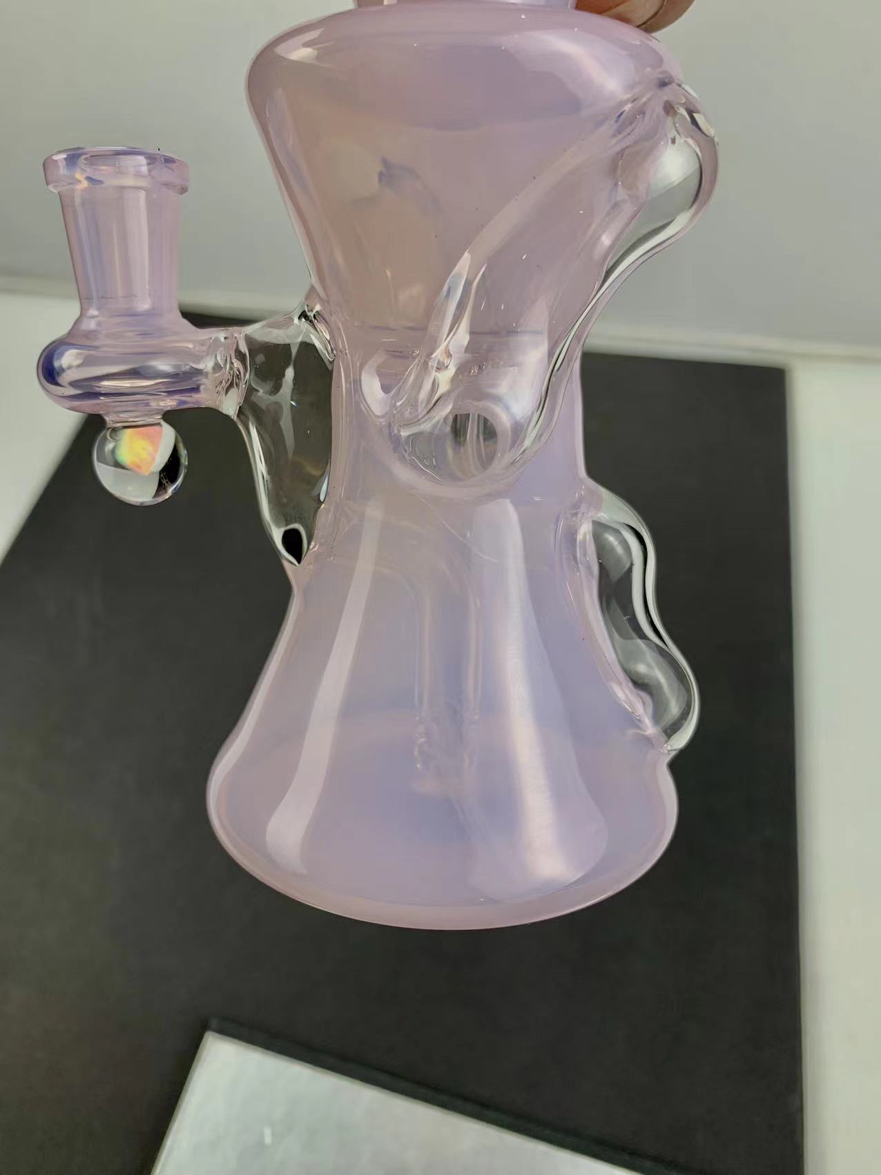 Vente en gros des produits personnalisés de haute qualité Bubbler Hookahs Verre Bong Gire d'huile Inner Connecteur Bubble Boule Coulages Instagram Juice Board Bubbler Petroleum