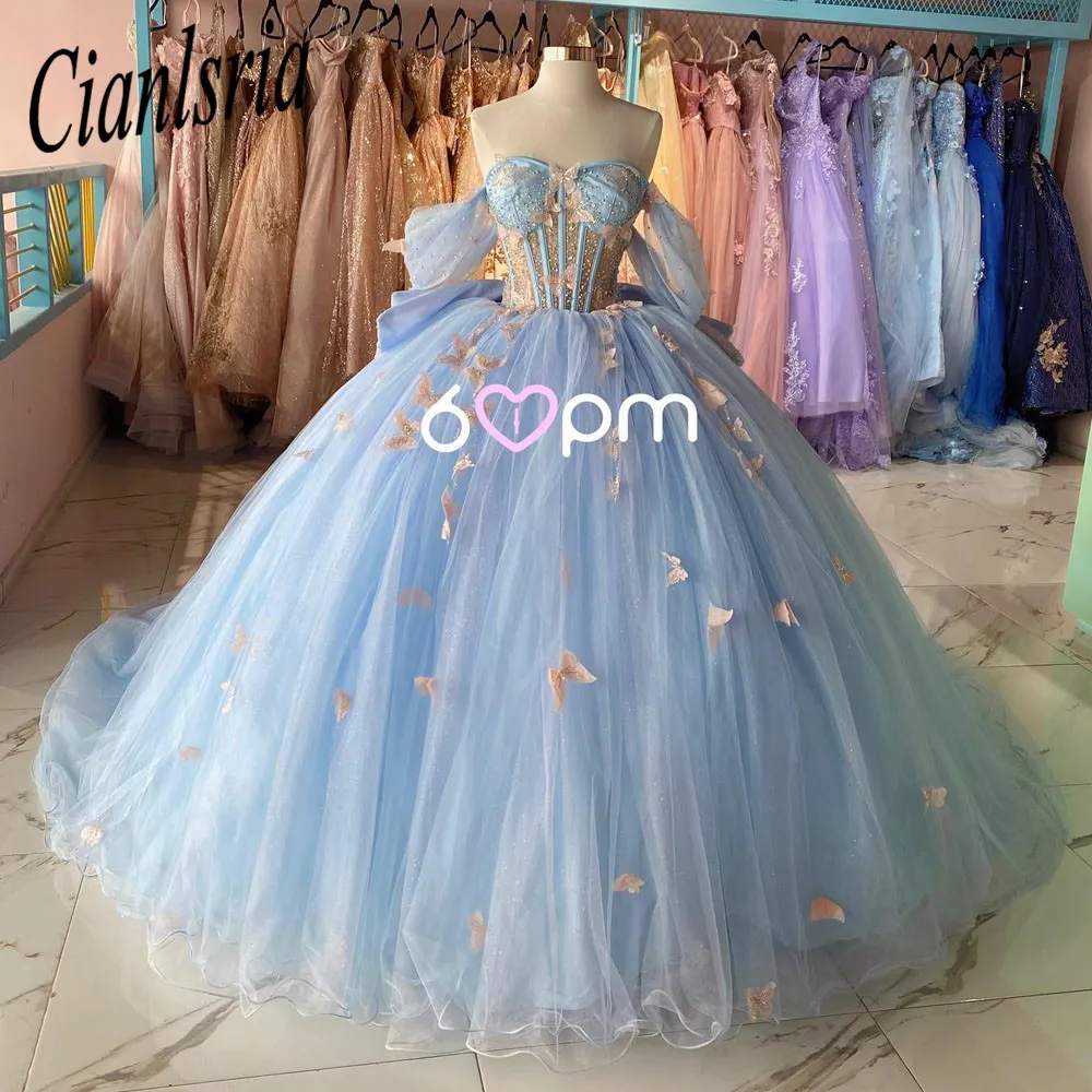 Mint Green Off Shoulder Quinceanera Dress with Farterfly Floral Applique Princess Dress Spets Sweet 15 -årig festklänning