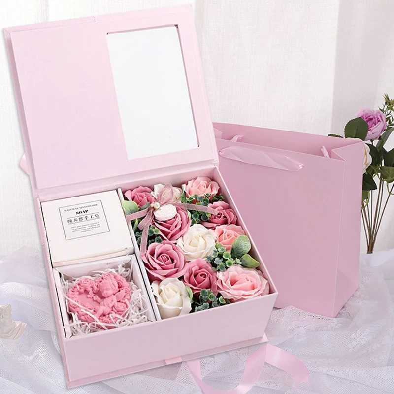 Boîte de cadeaux de savon à la main pour la fête de la Saint-Valentin Mothers Day anniversaire Présents de fleurs de rose artificielle Décoration de fête de mariage 240416