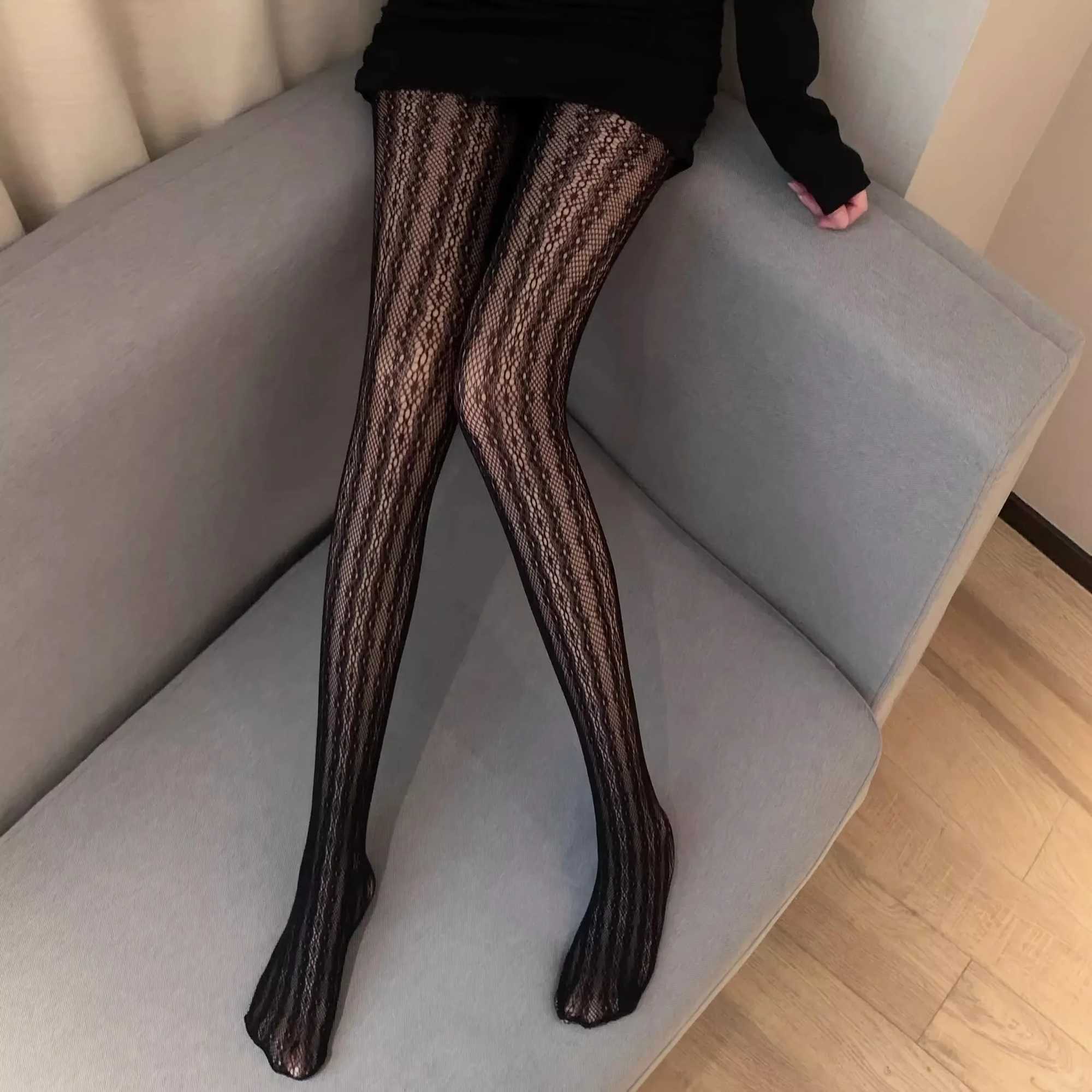 Sexiga strumpor nya mode sexiga kvinnor lolita strumpor söt nylon tunna strumpbyxor för flickor vita fisknät strumpor kvinnliga härliga tights 240416