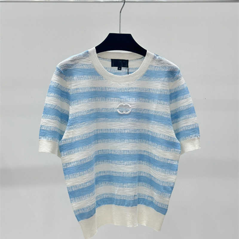 Designer di magliette da donna Dalang Fashion High Edition 24 Summer Nuovo colore a strisce colorata Top-shirt comodo a maglia