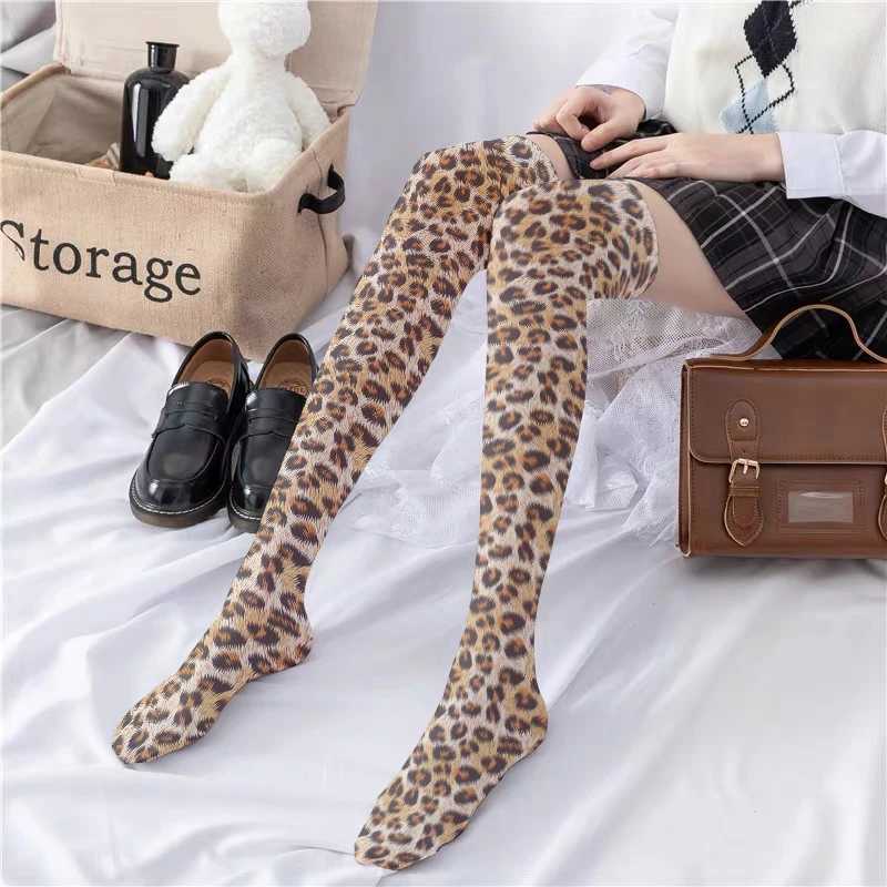 Sexy Socken sexy Leopardenmuster Womenthigh Oberschenkelsocken Mode Charming Cosplay Stretch Kniestrümpfe Halloween Geschenk Explosive Strümpfe 240416