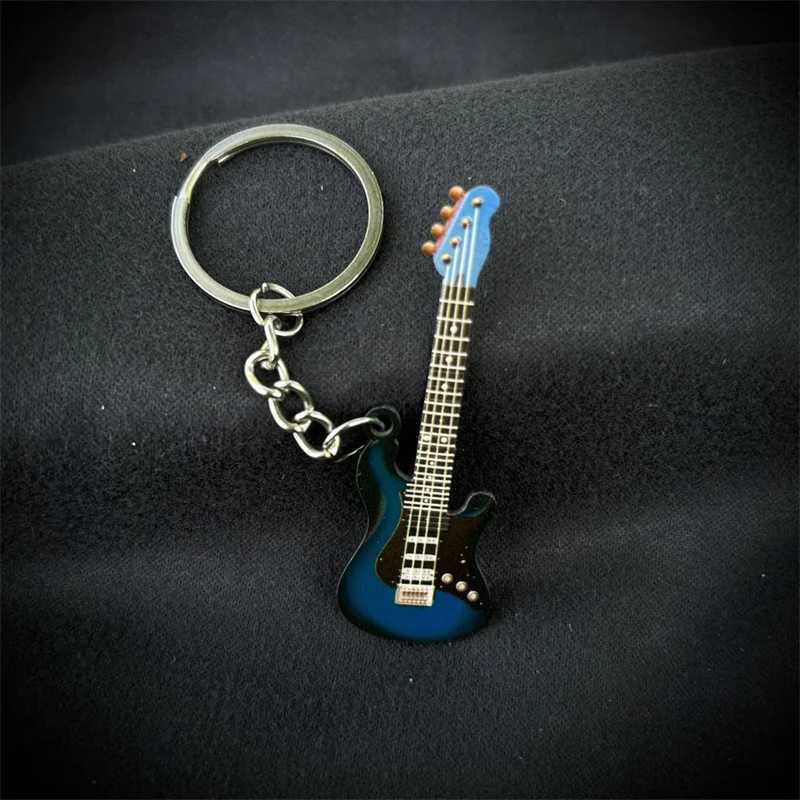 Keychains Lanyards 2023 Nouvelle guitare Keychain mignon basse basse en acier inoxydable clés pour hommes sacs sacs de voiture pendante clés accessoires de music d240417