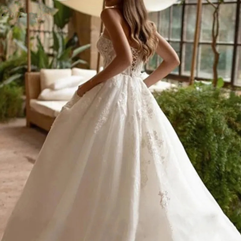 Glamorous Sweetheart Gown Wedding Dresses Sexy Open Back With Long Court Train Bridal Gowns Sleeveless Formal Bride Dress Vestidos YD