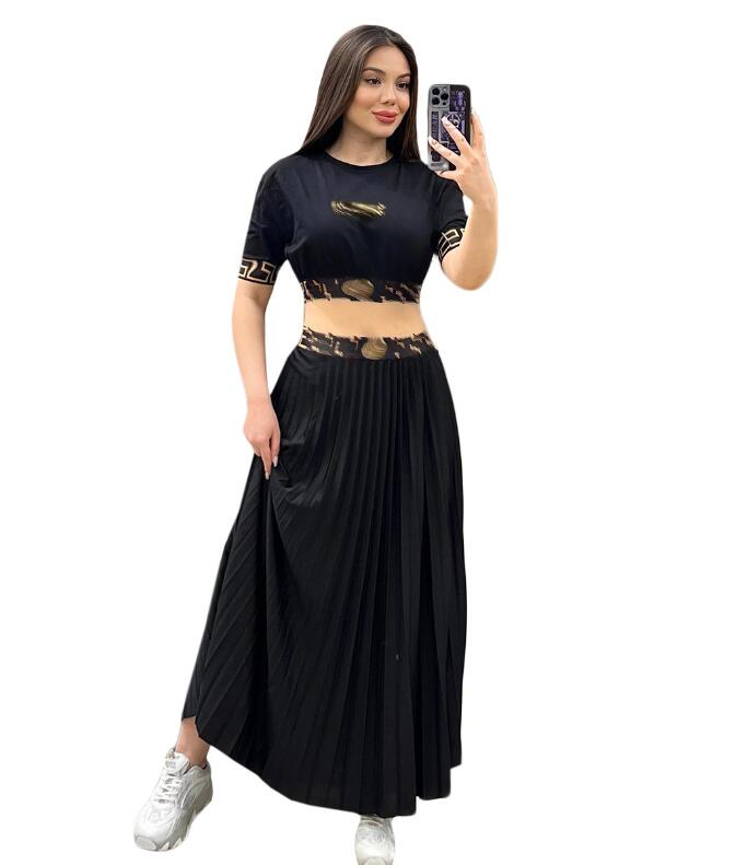 Europe Paris Luxury Designer Womens Two Piece Dress Pleated Skirt Set Leisure Sexy Women Clothing Sports Outfits