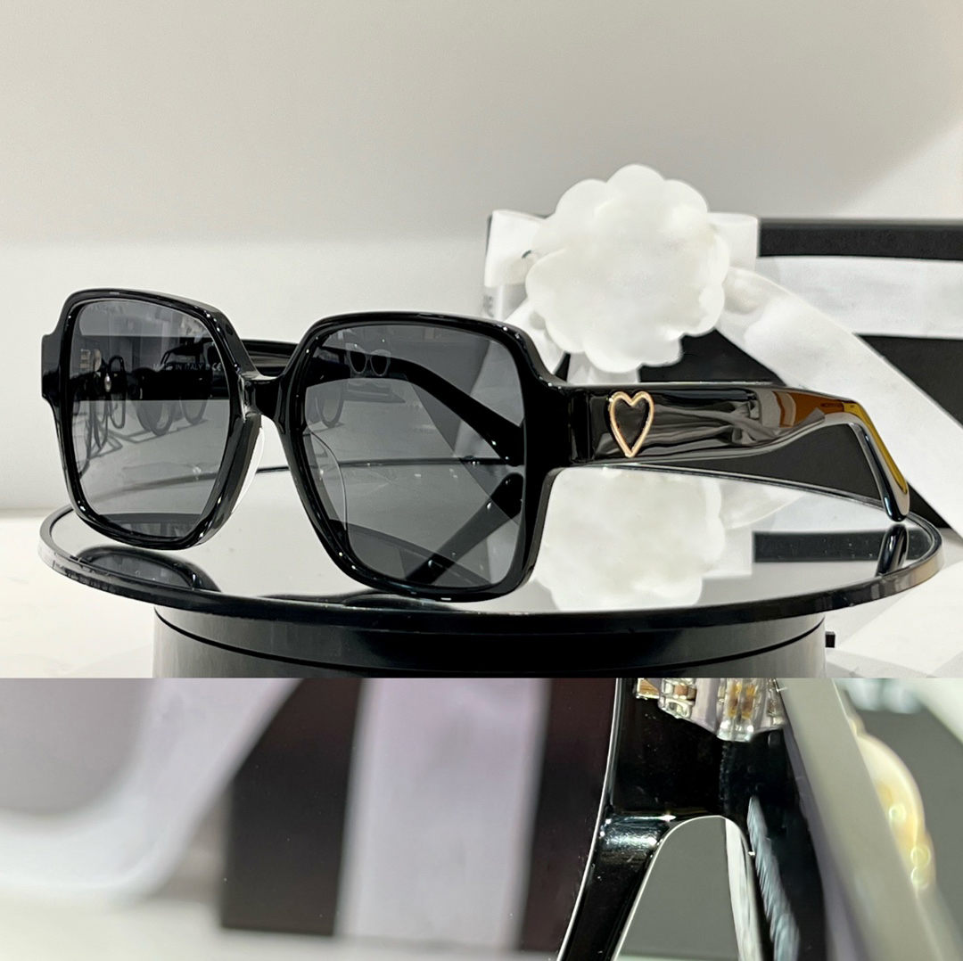 Designer solglasögon för kvinnor män kanalglasögon designer mode solglasögon UV -glaslinser och läderskalstruktur solglasögon valfritt varumärkesglasögon CH3438