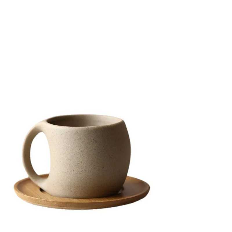 Tazze di tazze di caffè in ceramica e piattino semplici tazze d'acqua da 220 ml la colazione bereggiatura di avena tazza squisita tazza di tè pomeridiane di compleanno 240417