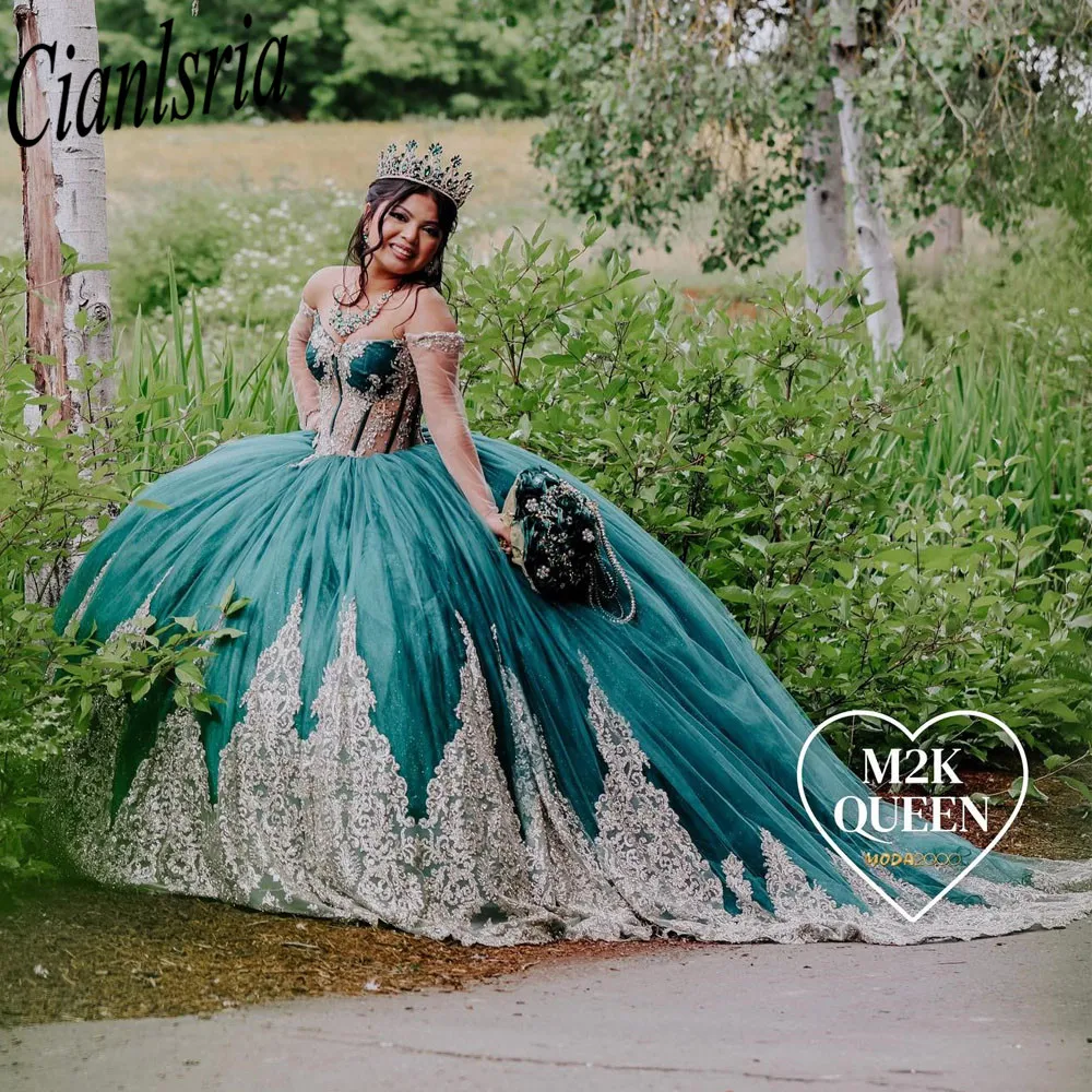 Green Princess Quinceanera Robes de l'épaule Appliques en dentelle Crystal Robe Sweet 16 Robes Vestidos de 15 Anos