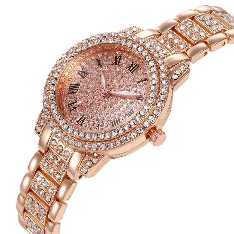 Armbandsur Ny topp lyxig full diamantklocka för kvinnor elegant märke kvarts stålklockor damer zirkon kristall mode armbandsur klocka D240417