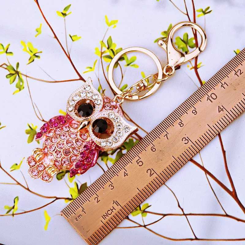 Keychains Lanyards Fashion Owl Keychain Charm Animal Pendant Sieraden Handtas Portebasis Tas Ring Dames Ornament Car Key Chain Cadeau 3 Kleur D240417