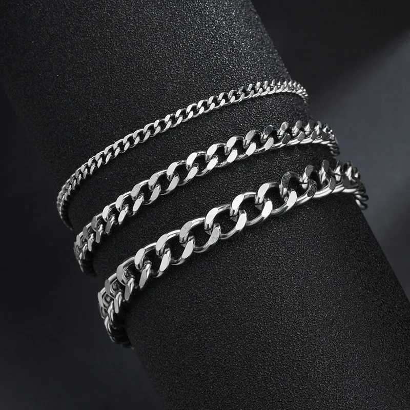 Bracelets en acier inoxydable de haute qualité pour hommes Couleur vide punk Bracelets de chaîne de liaison cubaine sur les cadeaux de bijoux à main Trendl240417
