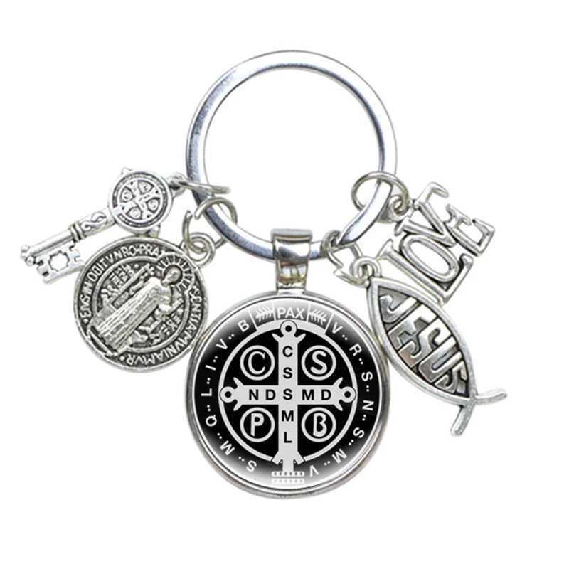 Keychains Lanyards Saint Benoît Medallion Kelechain Religious Jewelry I Love Jesus Alloy Crafts Charms Glass Catholic San Benito Key Ring D240417