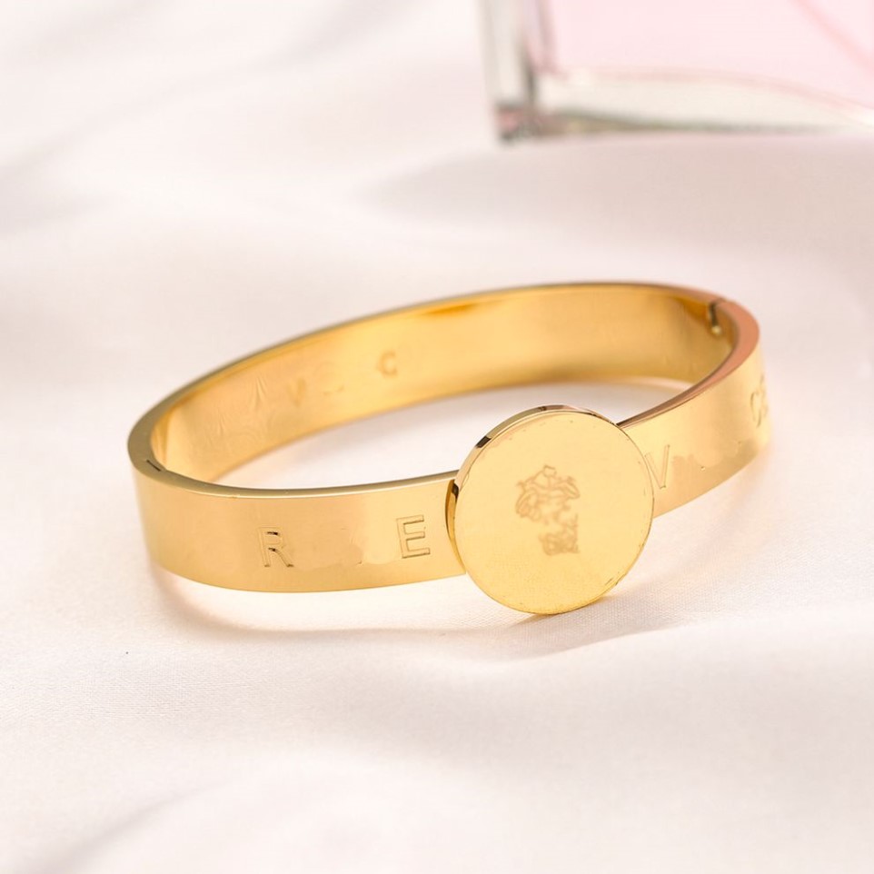 Luxuy Bangle 18K, покрытый золото, браслет, кукла, европейская и американская модная бренда, молодой стили, классический стиль, рождественская пара G223f