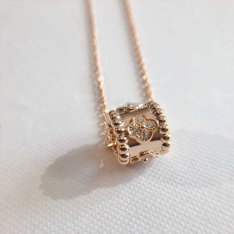 Brand de créateur Van Kaleidoscope Collier femelle 925 STERLING Silver Plated 18K Rose Gold Small Manyao Chain Pendant