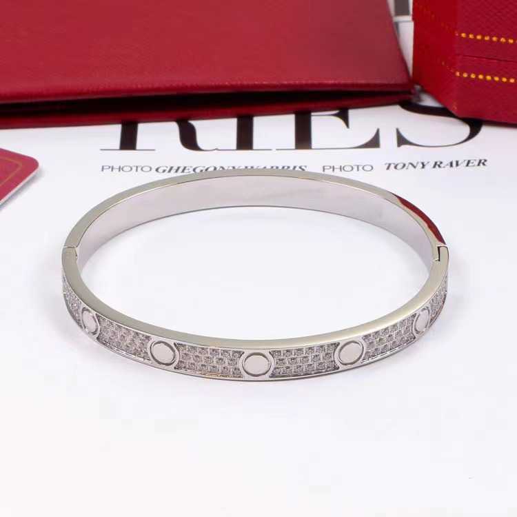 Designer de marca Carter Titanium Steel Bracelet três fileiras de Ten Diamond Bracelets Inclaid Casal com logotipo