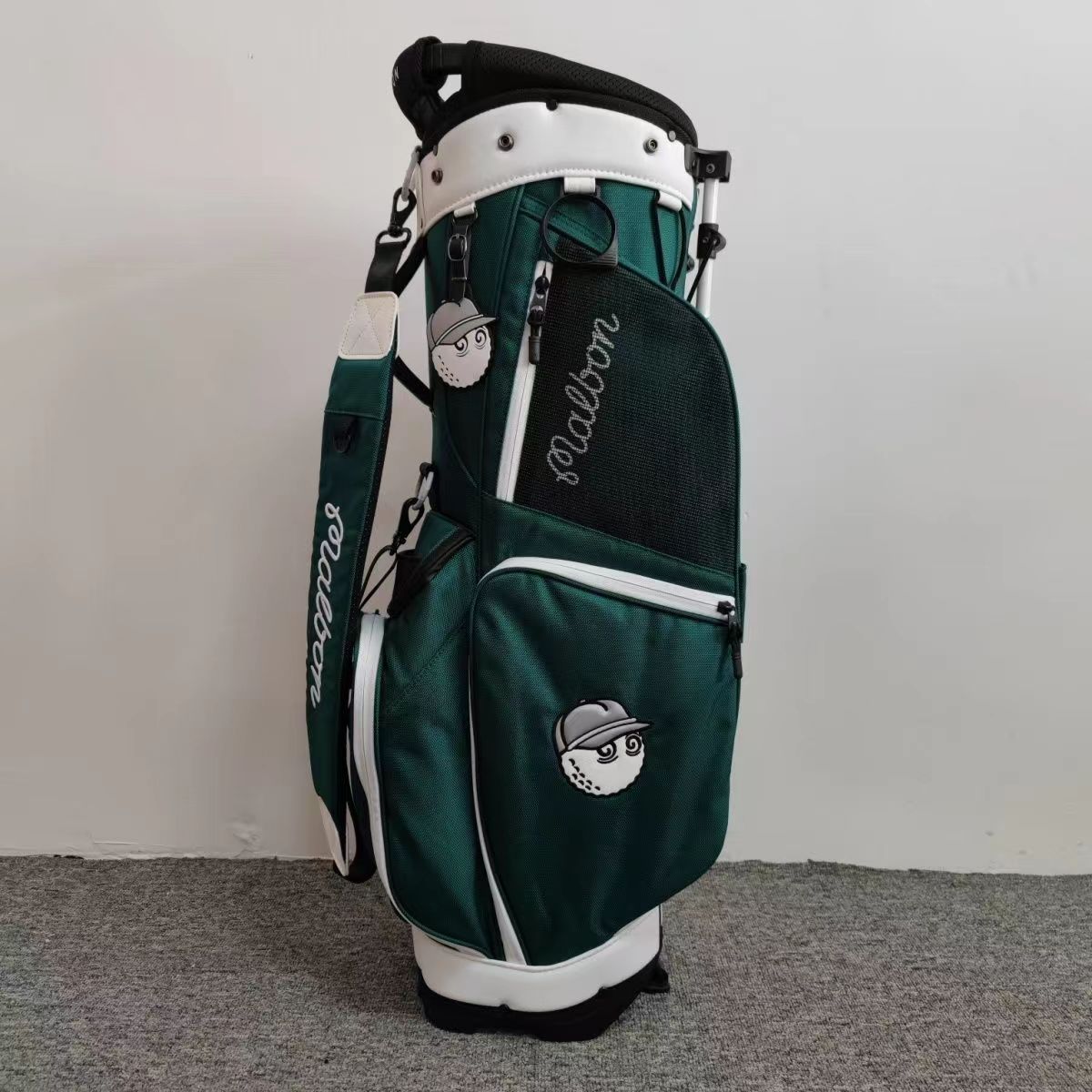 Korea  Stand Bag 24ss Summer New Sports Bag PU Waterproof High Quality Designer Golf Bag Bucket Hat Logo Pattern Outdoor Bag