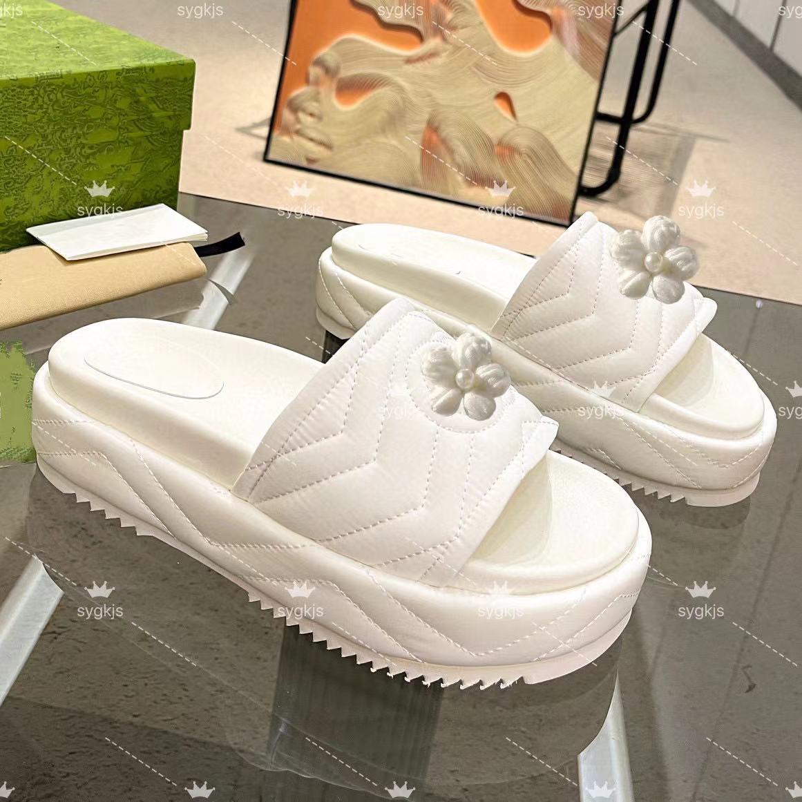 Luxus und komfortable Ledersandalen Qualität Designer Damenplattform Dicke Sohle Schuhe Schaffell Casual Style Größe 35 bis 43