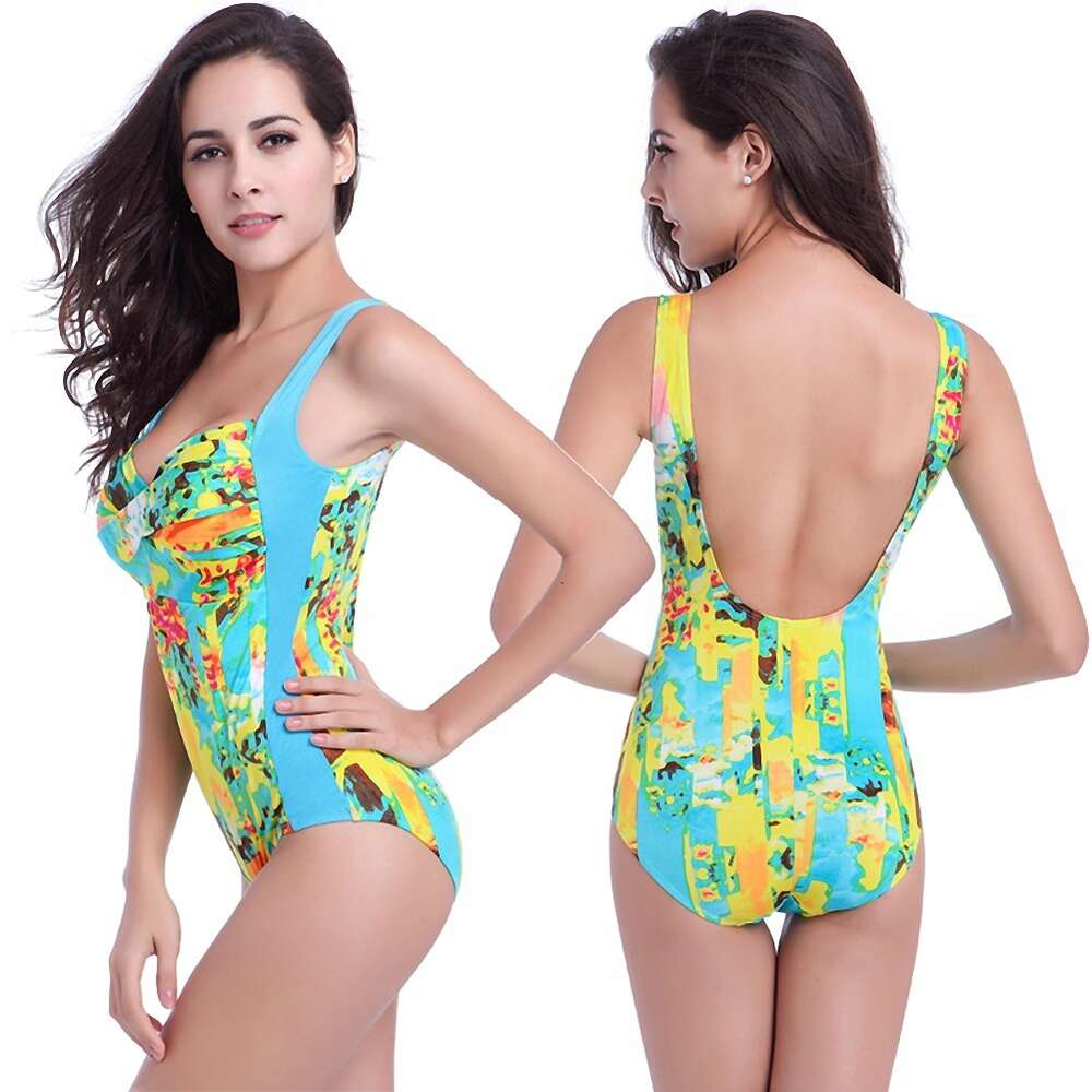 One Piece Swimsuit with Contrasting Colors on Both Sides for Slimming Effect. US Size Large Swimsuit with Polka Dot Print. Low Price for One Piece Swimsuit