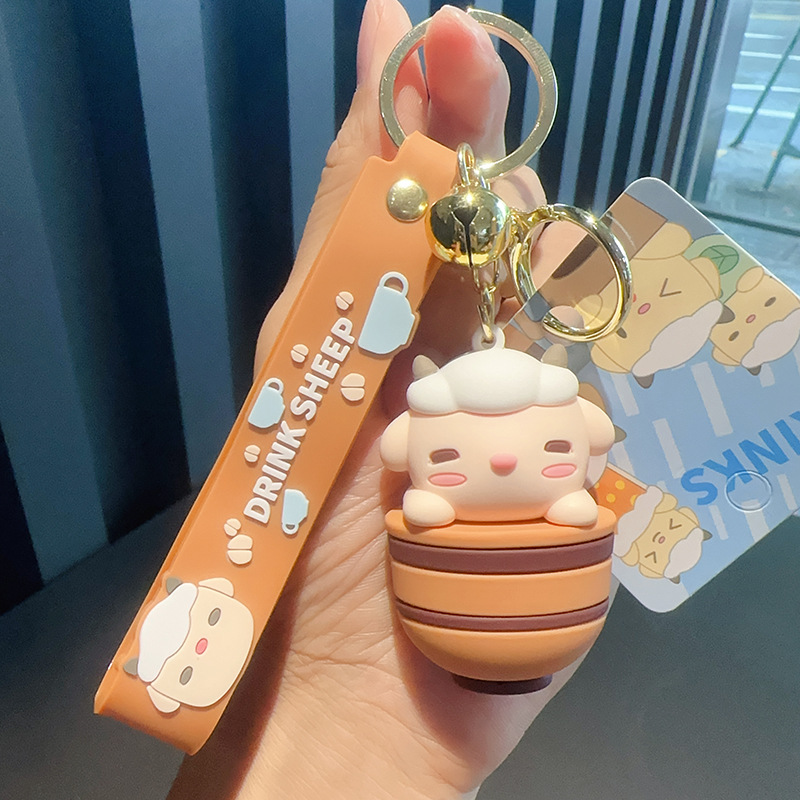 Аутентичный напиток Little Lamb Doll Keychain Женщина Симпатичная творческая студенческая подарка на день рождения кольцо для ключи