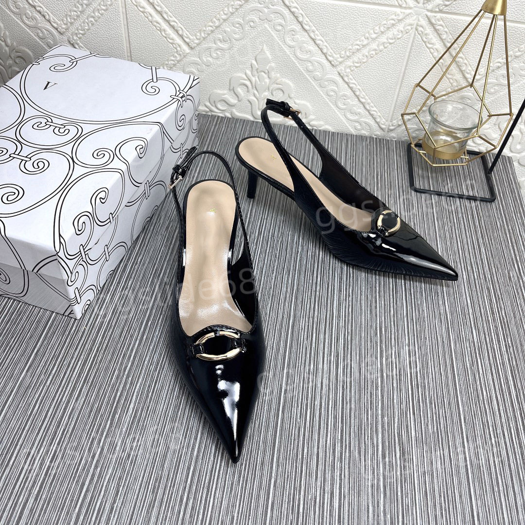 Luxurys Designer Women Sandals High Heels Shoe Brand Metal Backle 6cm Thin Heel Poinded Toe Classics Brand Paty Wedding Shoesサイズ34-42