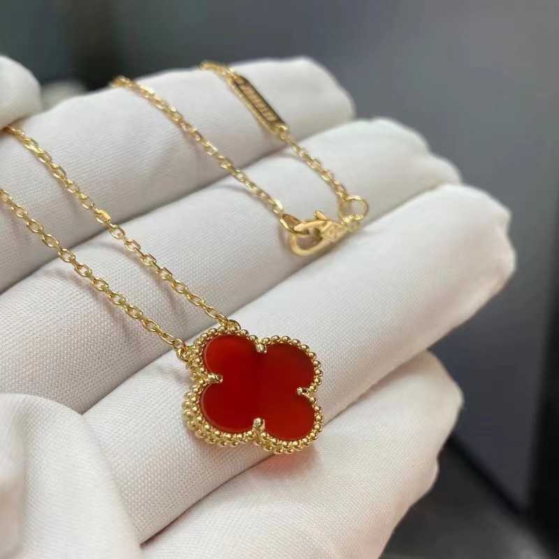 Brand de créateur Van High Version Collier Collier Womens 18K Rose Gold Lock Bone Agate Red Double-Side Classic Pendant