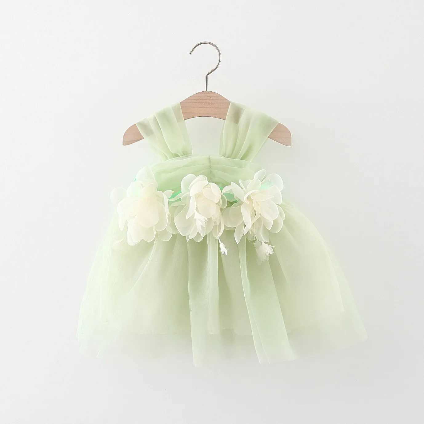 Robes de fille Summer Sweet Baby Girl Party Robes de soirée Mariage Fleur Petal Mesh Birthday Princess Kids Costumes 0 à 3 ans Toddler D240423