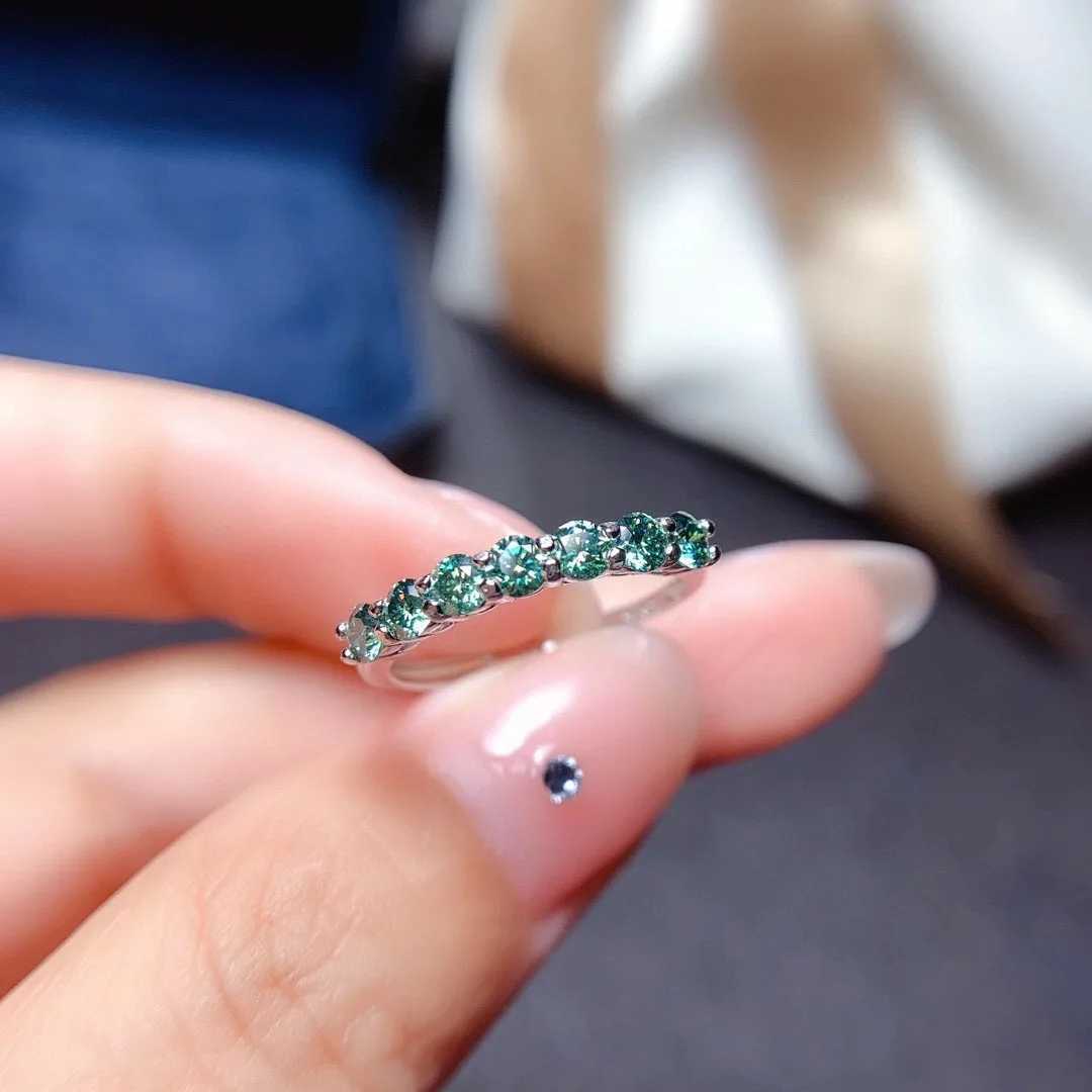 Солитарное кольцо зеленое Моассанит Красивое ниточное кольцо 925 Серебряное кольцо с стерлингом.Модные украшения D240419