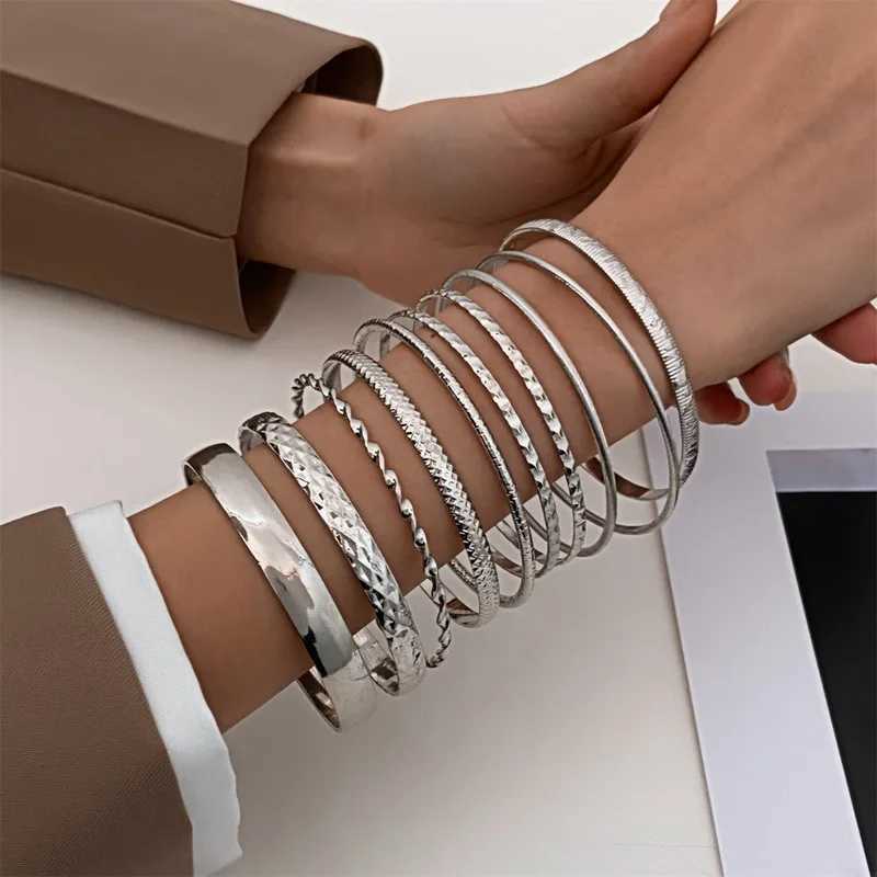 Bangle 10st Punk Cuban Chain Armband Set For Women Men Boho Multilayer Thick Gold Color Charm Armband Bangles Fashion Jewelry Giftl240417