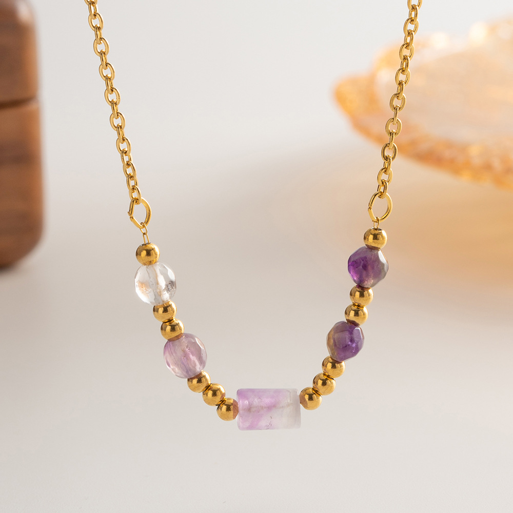 Designer Gold Minimalist Style Naszyjnik dla kobiet stal nierdzewna Wylewa się 18 -karatowy purpurowy kamień