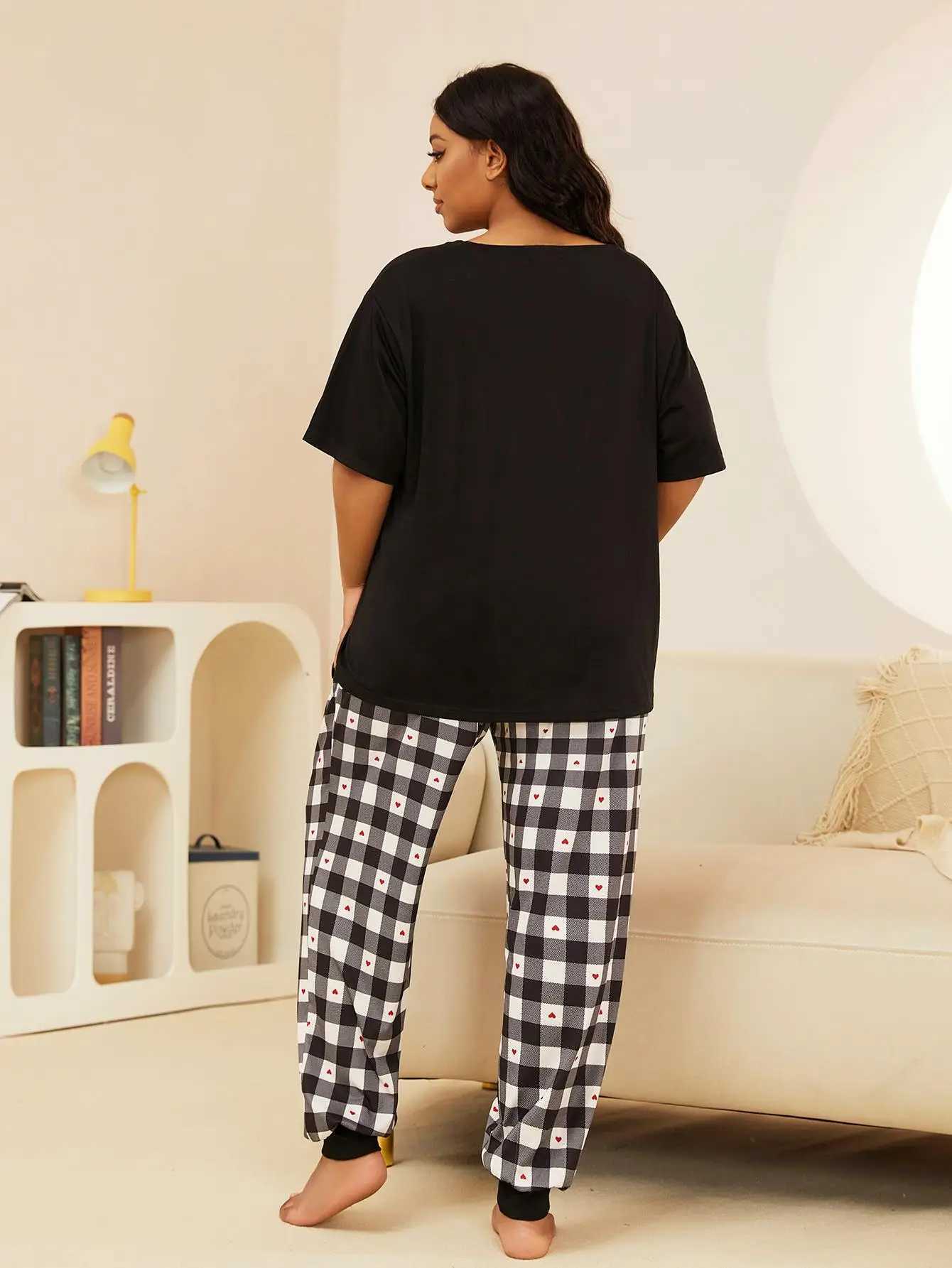 Women's Sleep Lounge Plus Size Womens Pajamas Set Scew Neck Plaid Love Print Summer Short Sleeves Sleepwear Drawstring Long Btoom Nightwear Clothes d240419