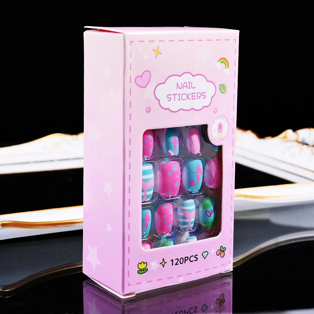 Christmas Enfants Cartoon Tips Nail Tips coloré mignon Fausse Set avec de la gelée Glue Adhesive False Nai 240419