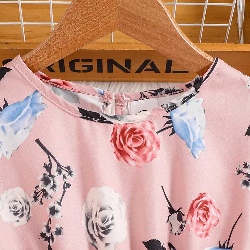 Girl's Jurken Kids Casual Dress For Girls Deskled 2023 Herfst Winter Nieuwe kinderen Fashion Bloemen Print Pink Princess Dress met riem 7-14y D240423