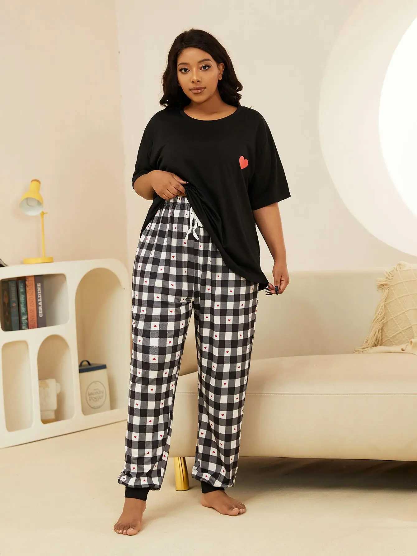 Women's Sleep Lounge Plus Size Womens Pajamas Set Scew Neck Plaid Love Print Summer Short Sleeves Sleepwear Drawstring Long Btoom Nightwear Clothes d240419