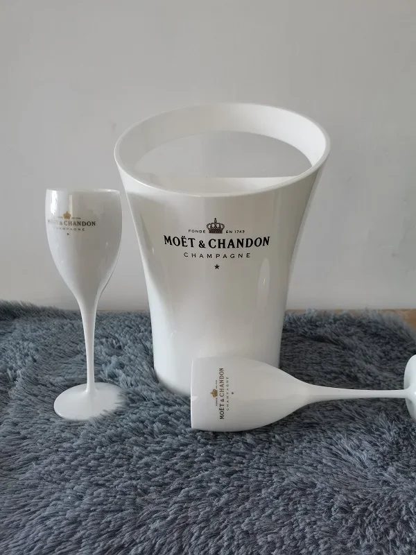 Barrello di vino in plastica, bicchiere di vino a placcata d'oro, acrilico bianco, canna di champagne, 2 tazze e 1 canna di ghiaccio