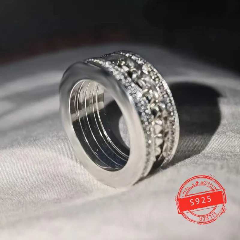 Bagues de mariage Vente S925 Sterling Silver Rivet Edge Diamond Light Luxury Luxury Niche Womens Jewelry Ring 240419