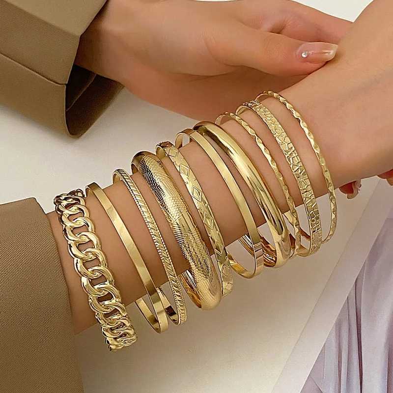 Bangle 10st Punk Cuban Chain Armband Set For Women Men Boho Multilayer Thick Gold Color Charm Armband Bangles Fashion Jewelry Giftl240417