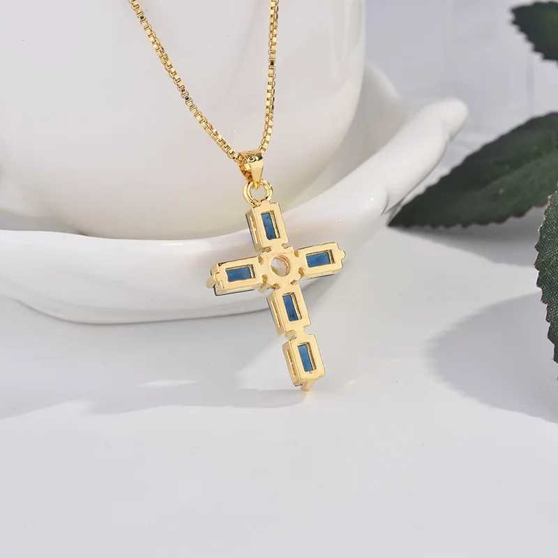 Colares de pingentes de pingente sólido sólido 18k colar de pendente de ouro amarelo para homens e mulheres design simples pingente de safira Jesus Cristo jóias finas 240419