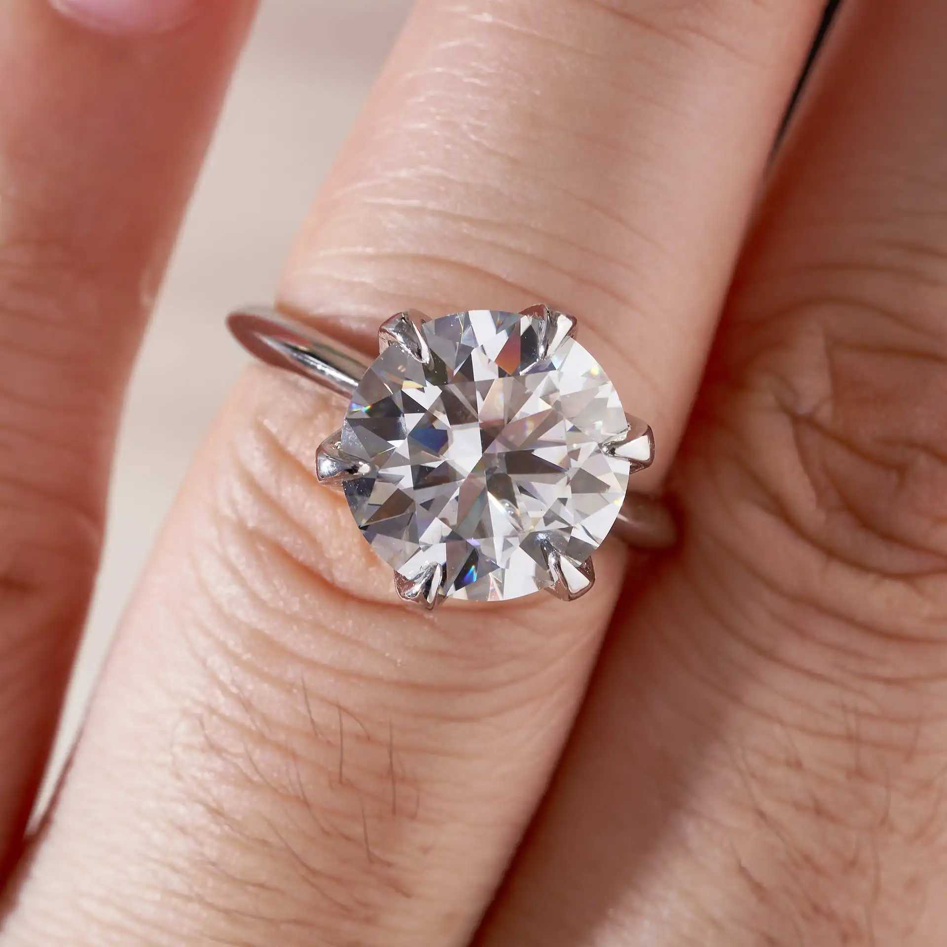 خواتم الزفاف GRA معتمدة 1-5CT Moissanite Ring VVS1 Lab Diamond Solitaire Ring for Women Congenge Promise Band Band Jewelry 240419
